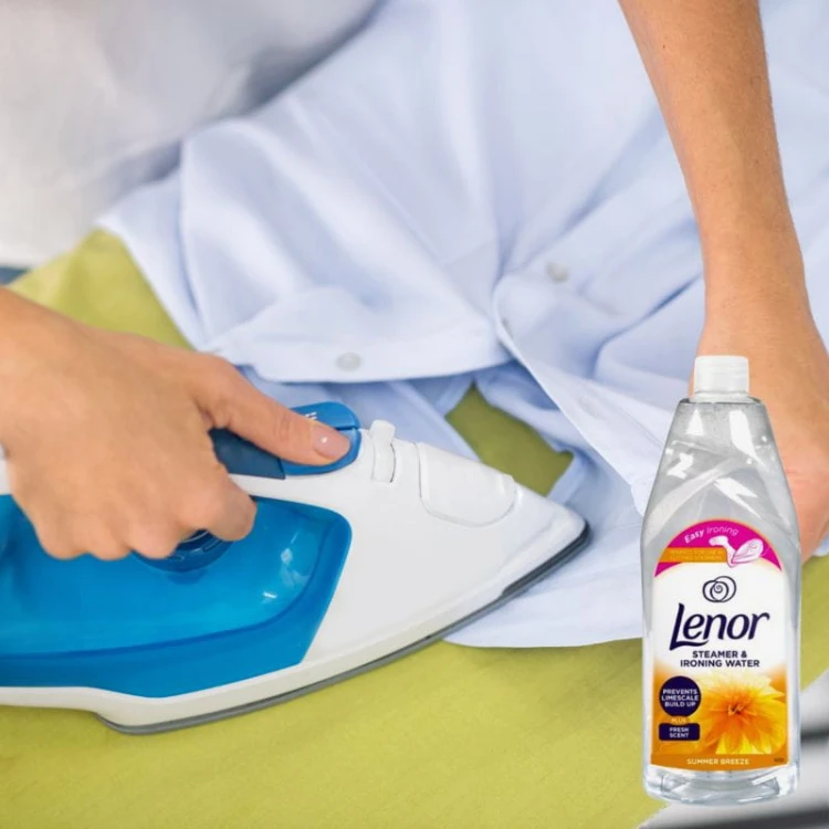 Lenor Woda do żelazka Summer Breeze Letni Powiew 1L UK